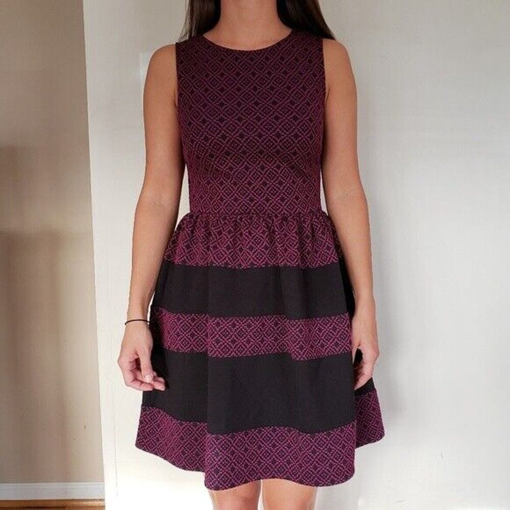 AQUA Jacquard Stripe Sleeveless Fit &‎ Flare Dress